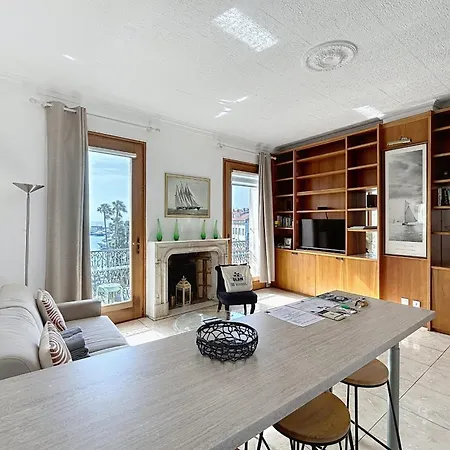 Quai St Pierre 2 Bedrooms With Balcony And Sea View