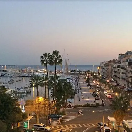 Quai St Pierre 2 Bedrooms With Balcony And Sea View *
